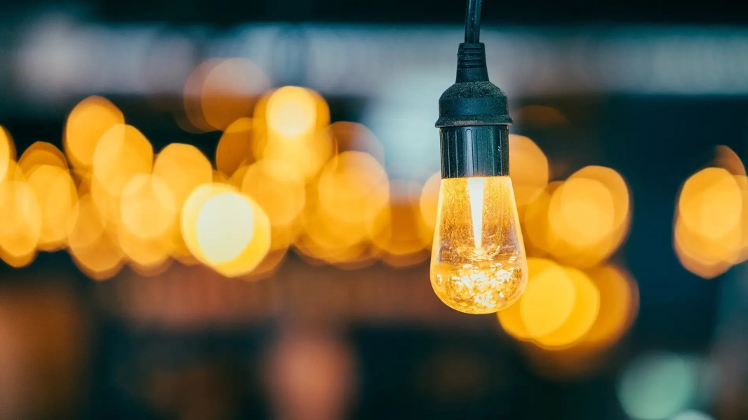Tarifa de luz a precio coste en Valencia: Ahorra con Ides EnergÃa Tarifa de luz a precio coste en Valencia: Ahorra con Ides EnergÃa